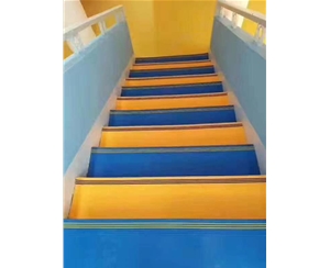 整体踏步地胶